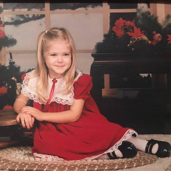 Meet your Posher, Allison - Picture 1 of 1